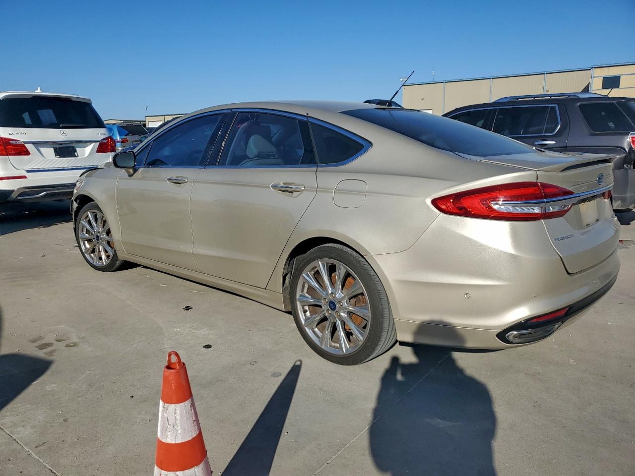 2017 FORD FUSION TITANIUM photo 4