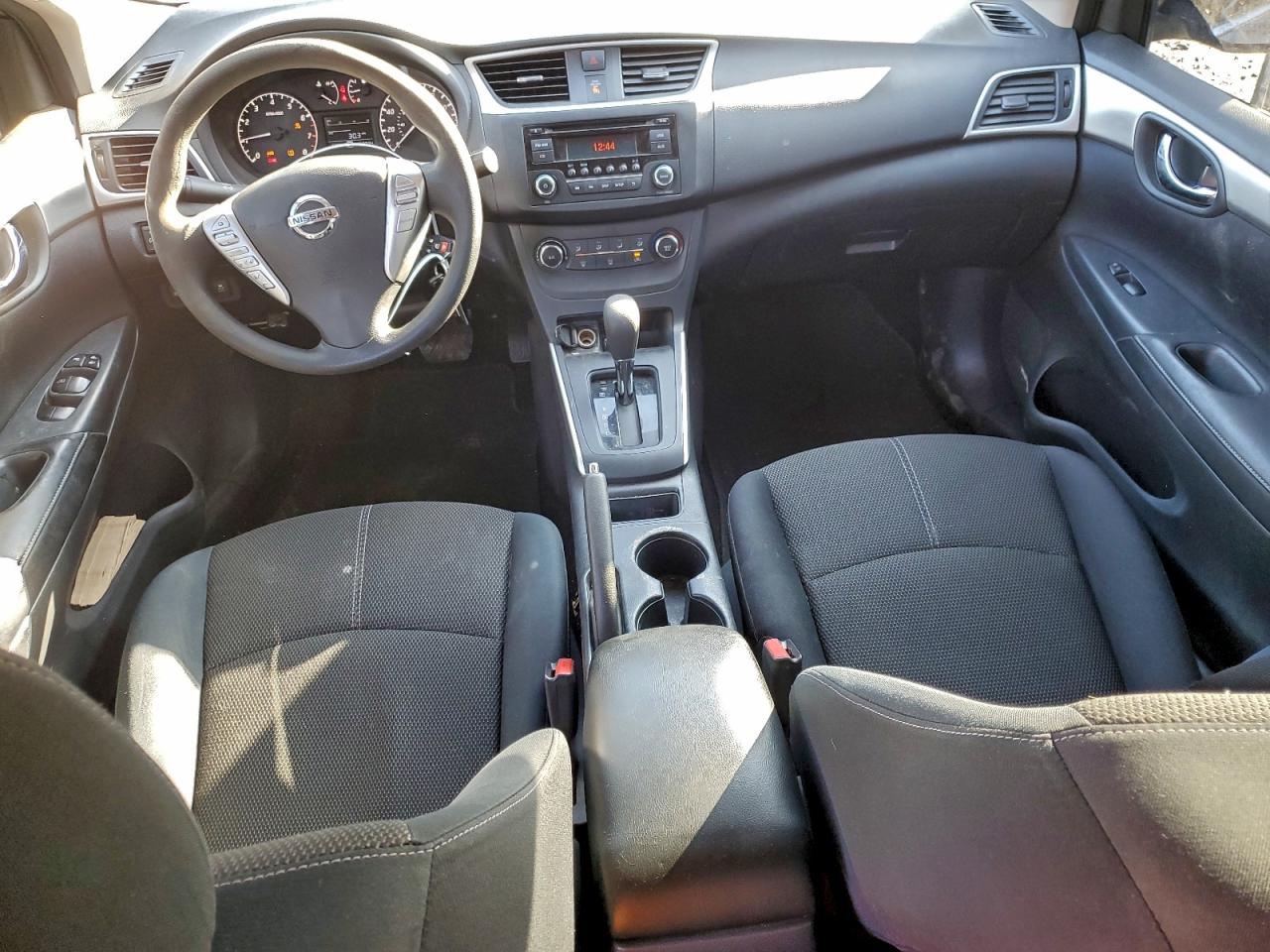 2016 NISSAN SENTRA S photo 8
