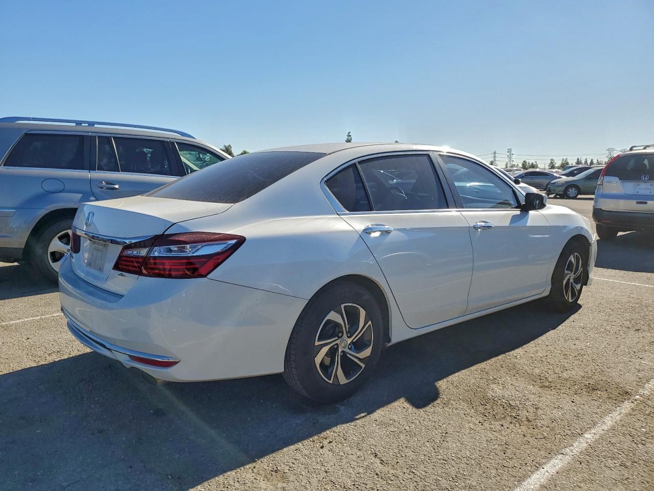 2016 HONDA ACCORD LX photo 3