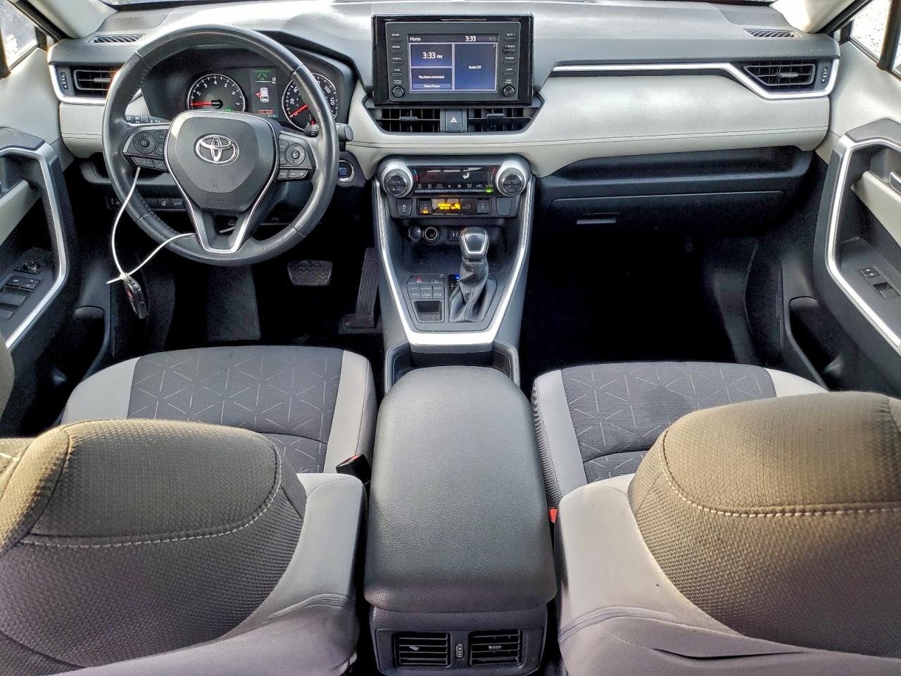 2019 TOYOTA RAV4 XLE photo 8