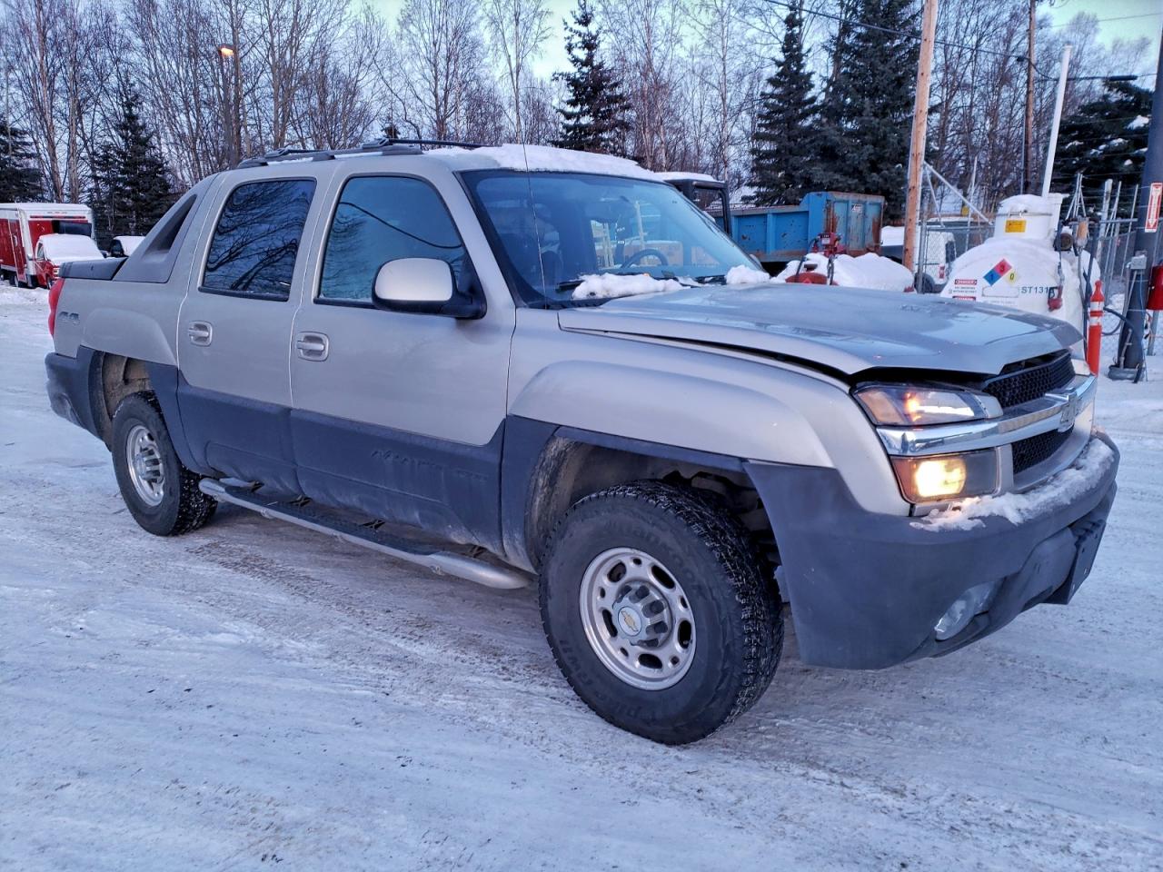 2004 CHEVROLET AVALANCHE K2500 photo 4