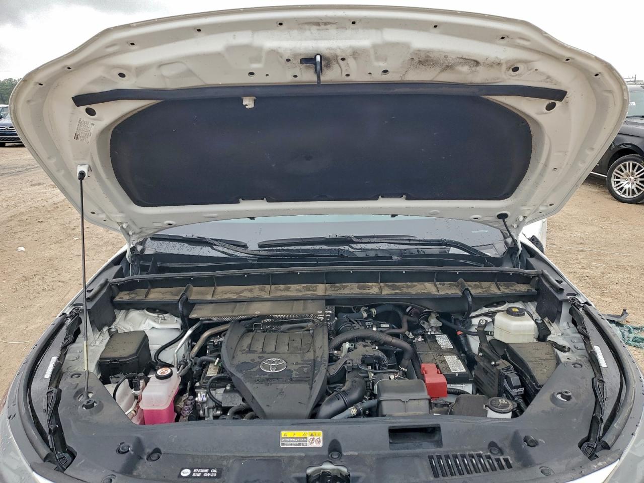 2024 TOYOTA HIGHLANDER LE photo 12