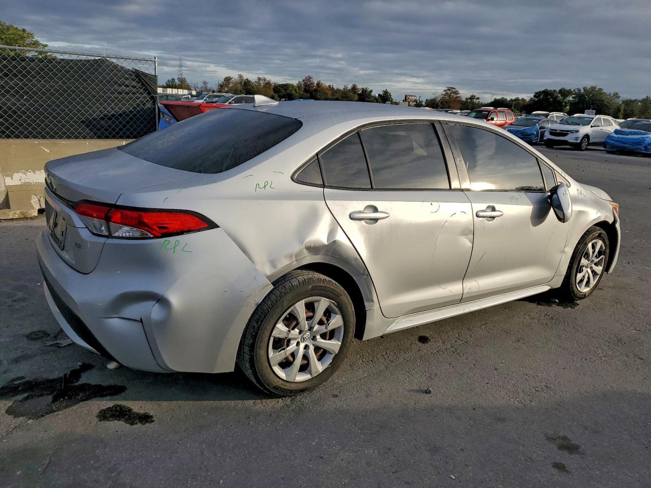 2020 TOYOTA COROLLA LE photo 7