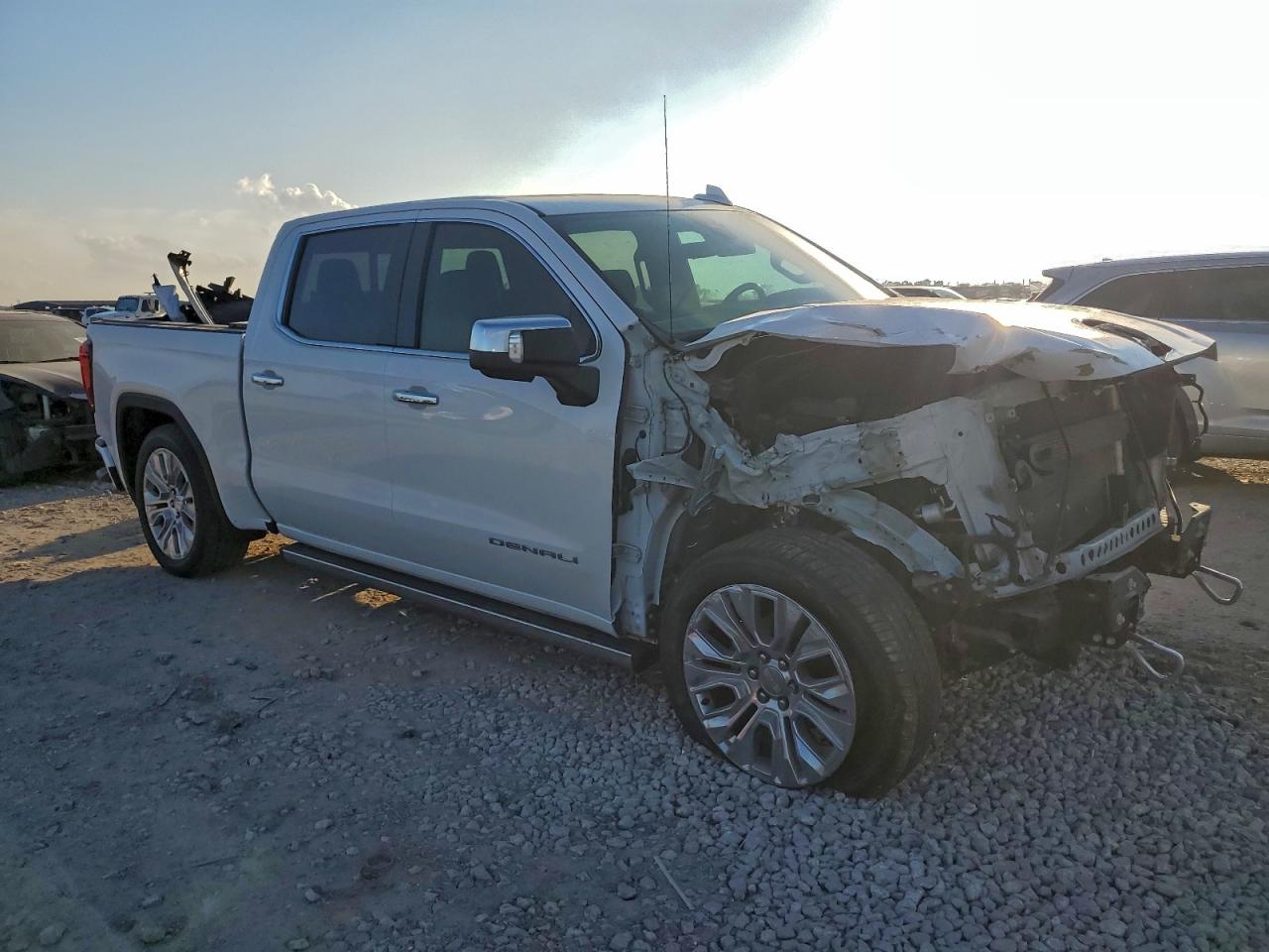 2020 GMC SIERRA K1500 DENALI photo 4
