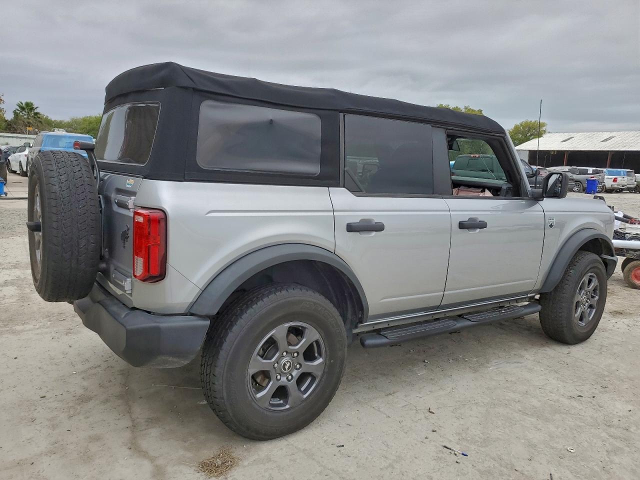 2022 FORD BRONCO BASE photo 5