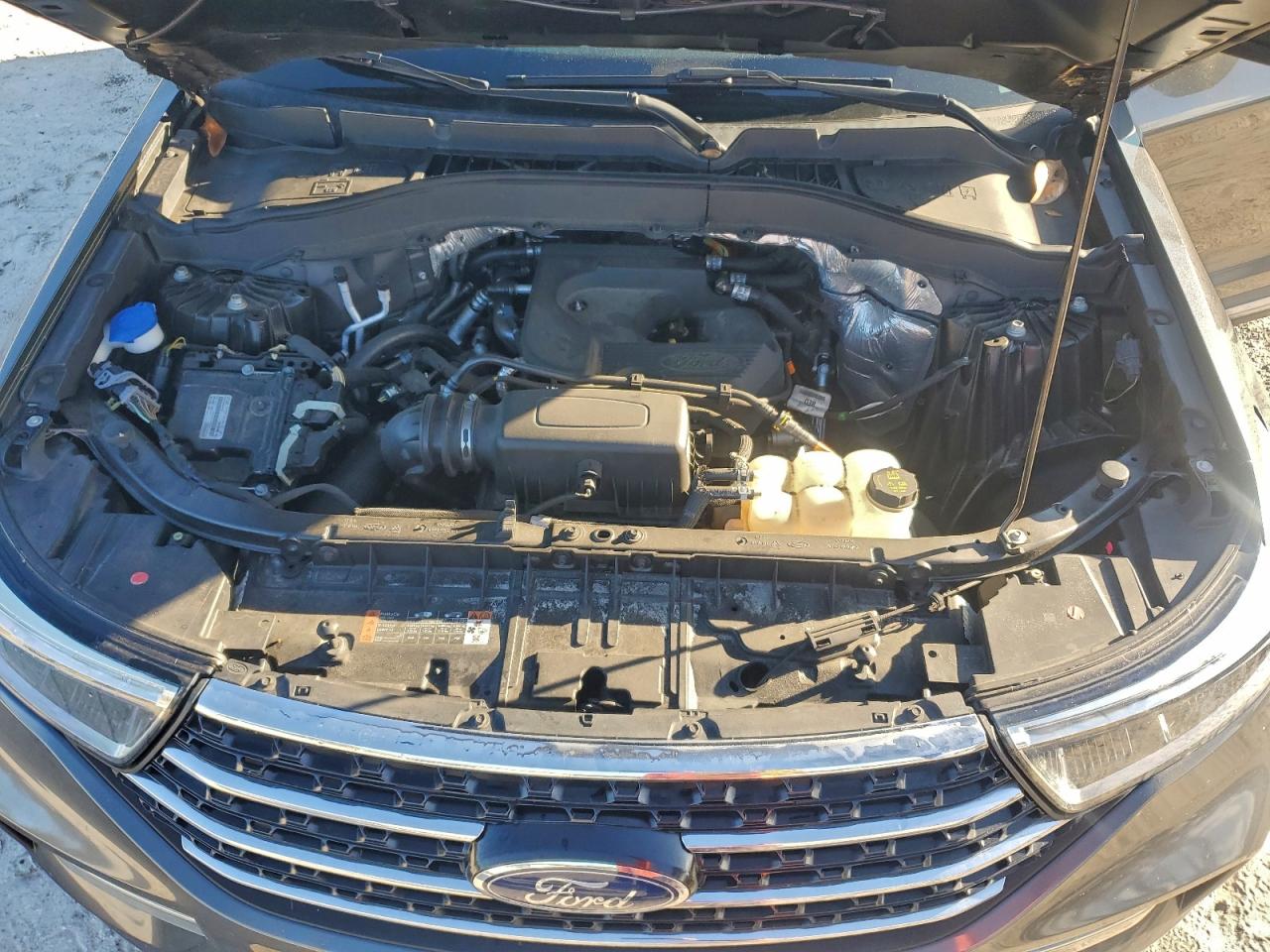 2020 FORD EXPLORER XLT photo 12