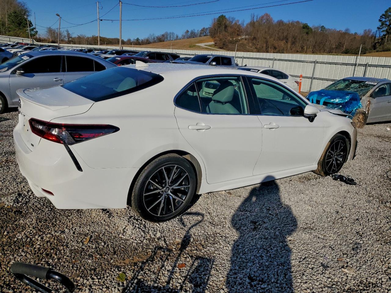 2024 TOYOTA CAMRY SE NIGHT SHADE photo 5