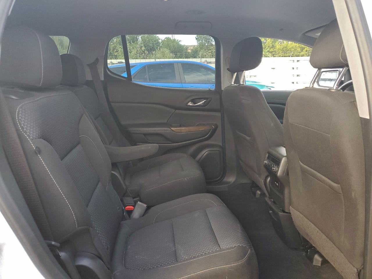 2021 GMC ACADIA SLE photo 21