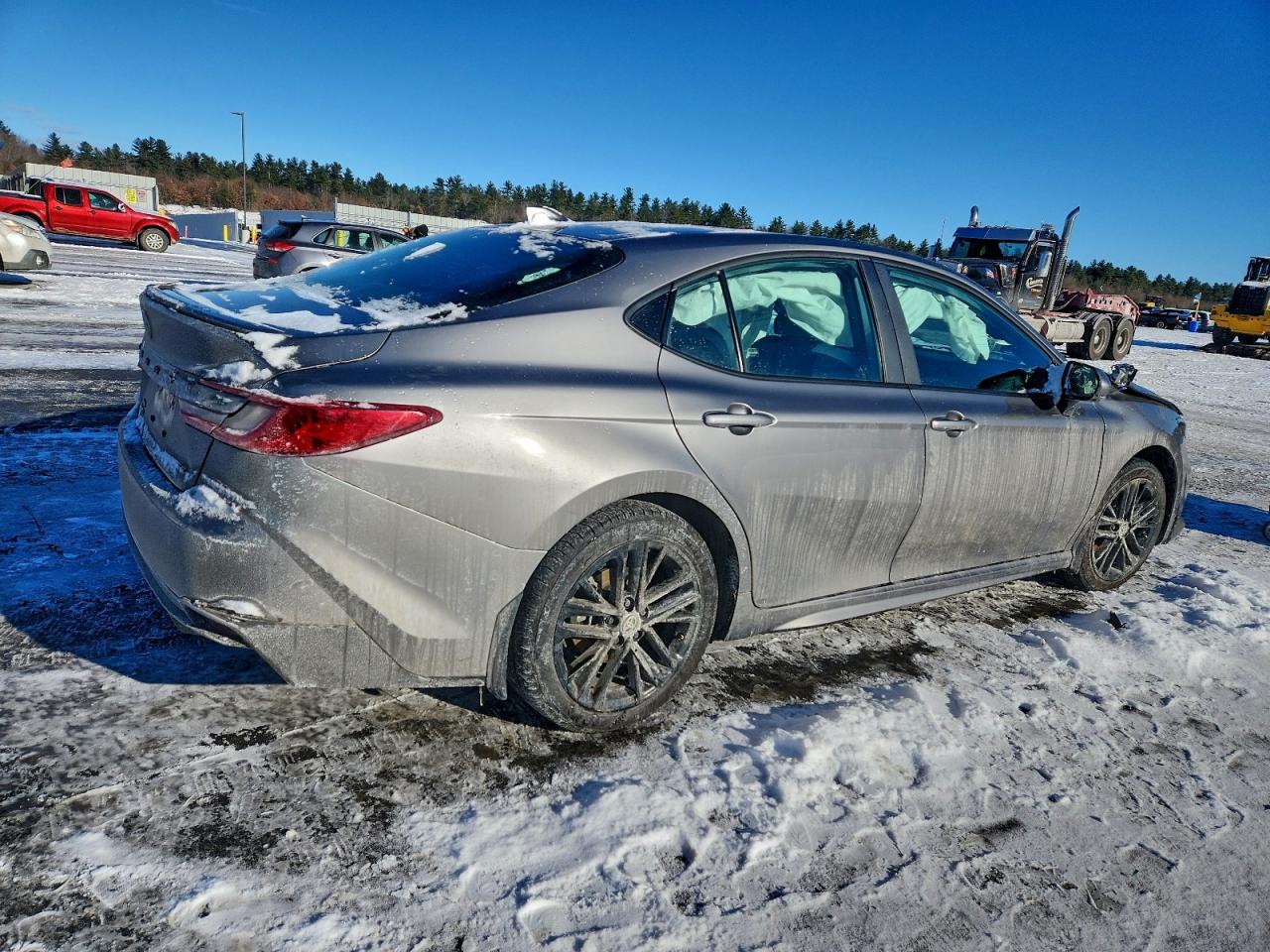 2025 TOYOTA CAMRY XSE photo 5