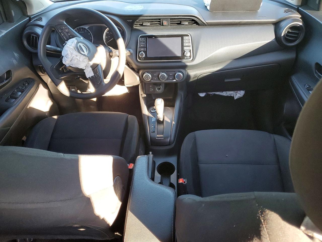 2023 NISSAN KICKS S photo 22