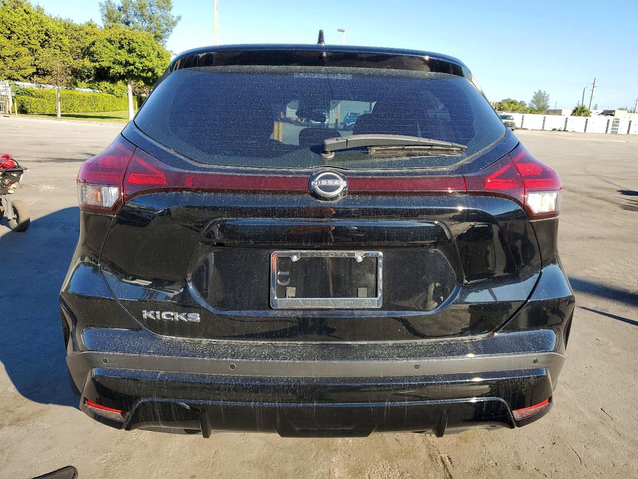 2023 NISSAN KICKS S photo 16
