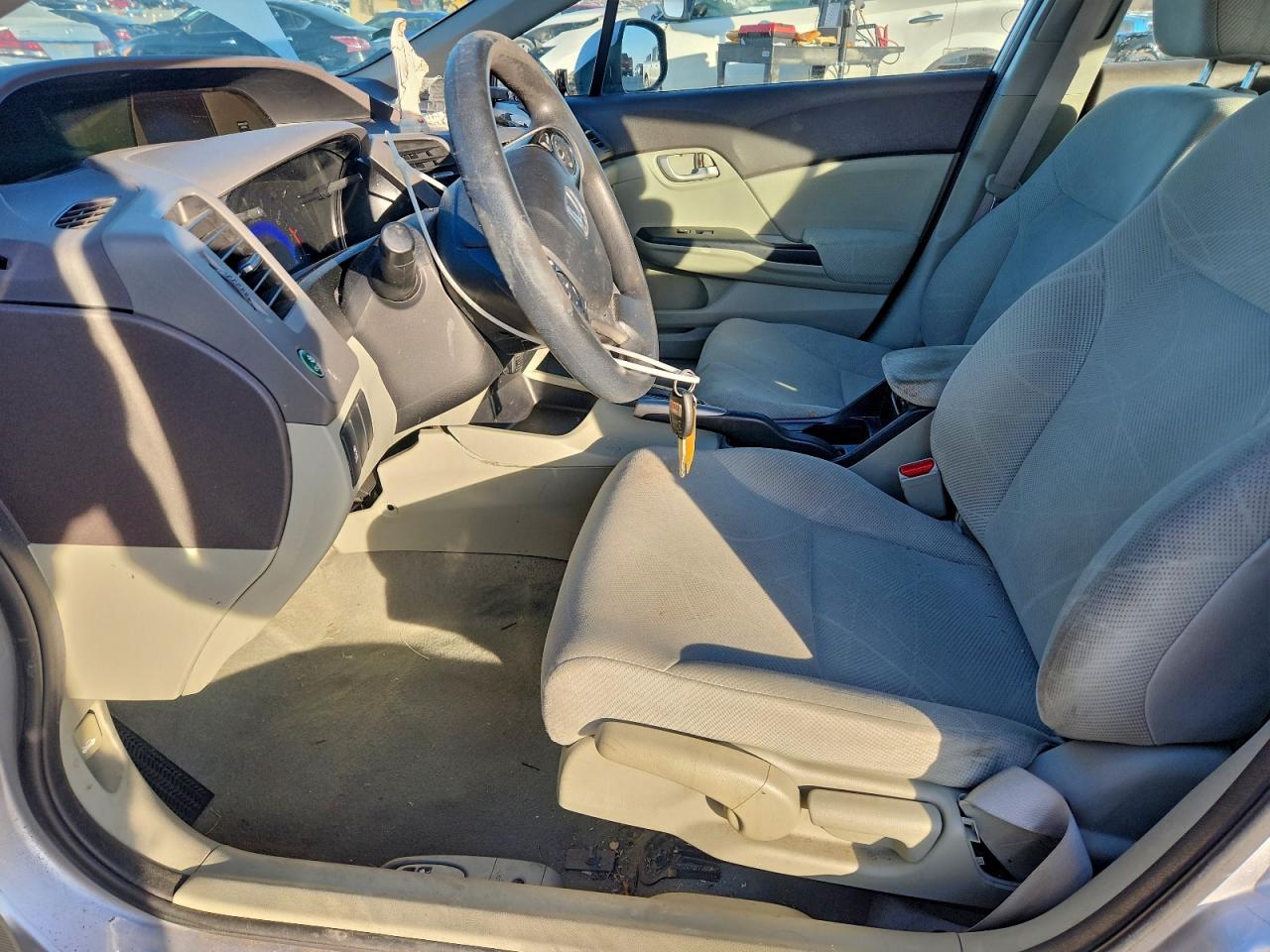2012 HONDA CIVIC LX photo 7