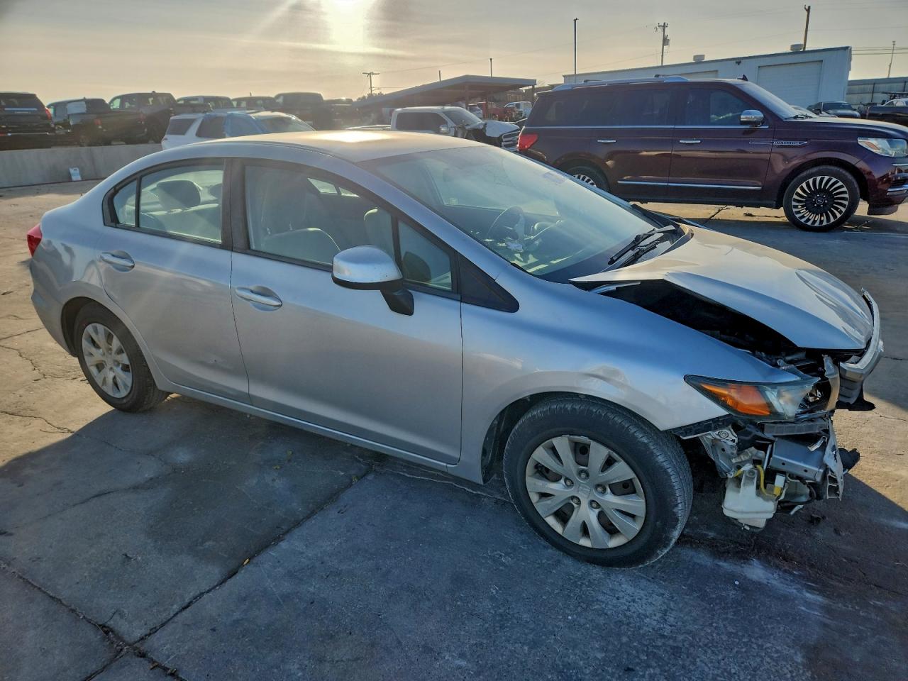 2012 HONDA CIVIC LX photo 4