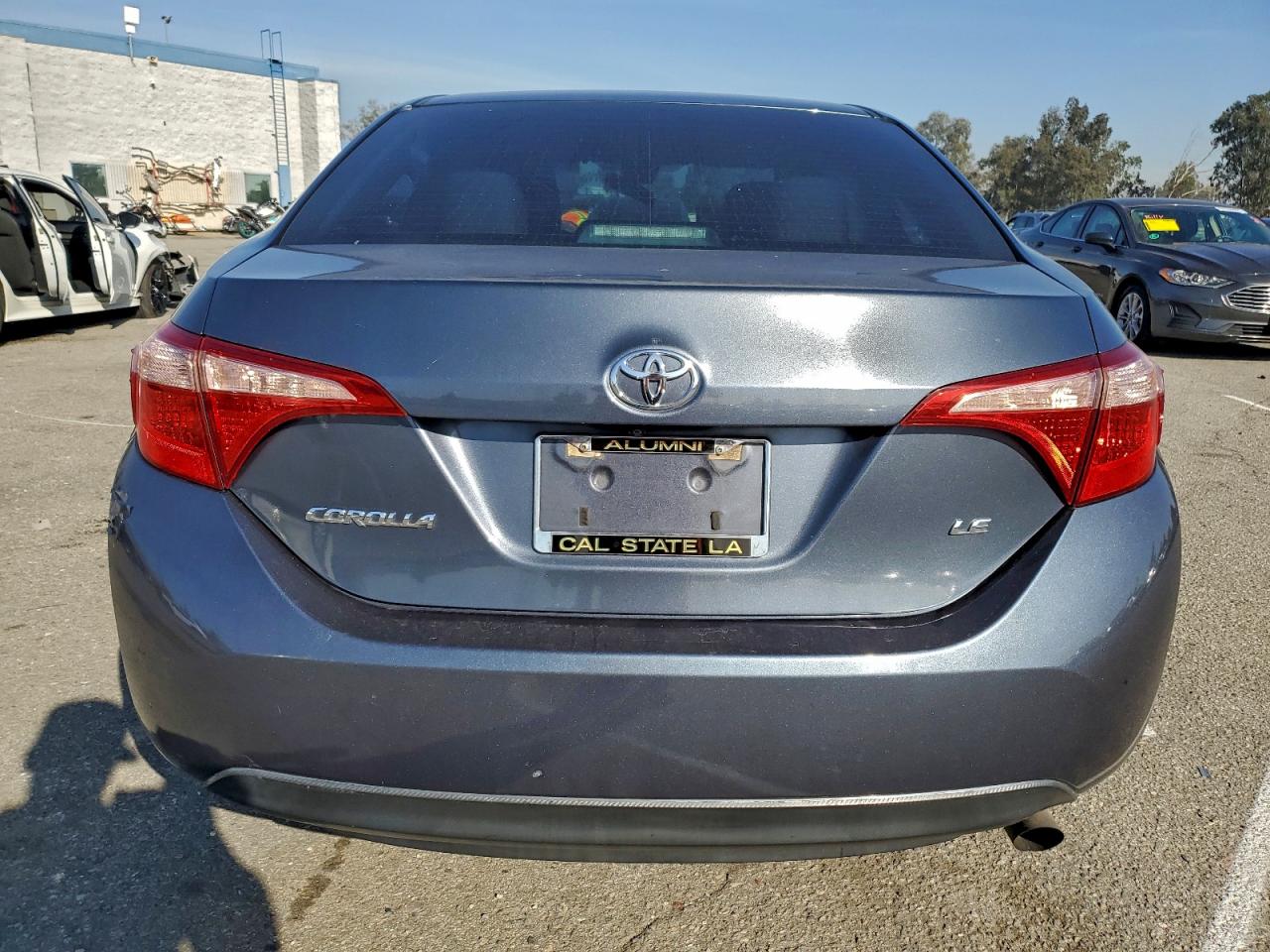 2018 TOYOTA COROLLA L photo 6