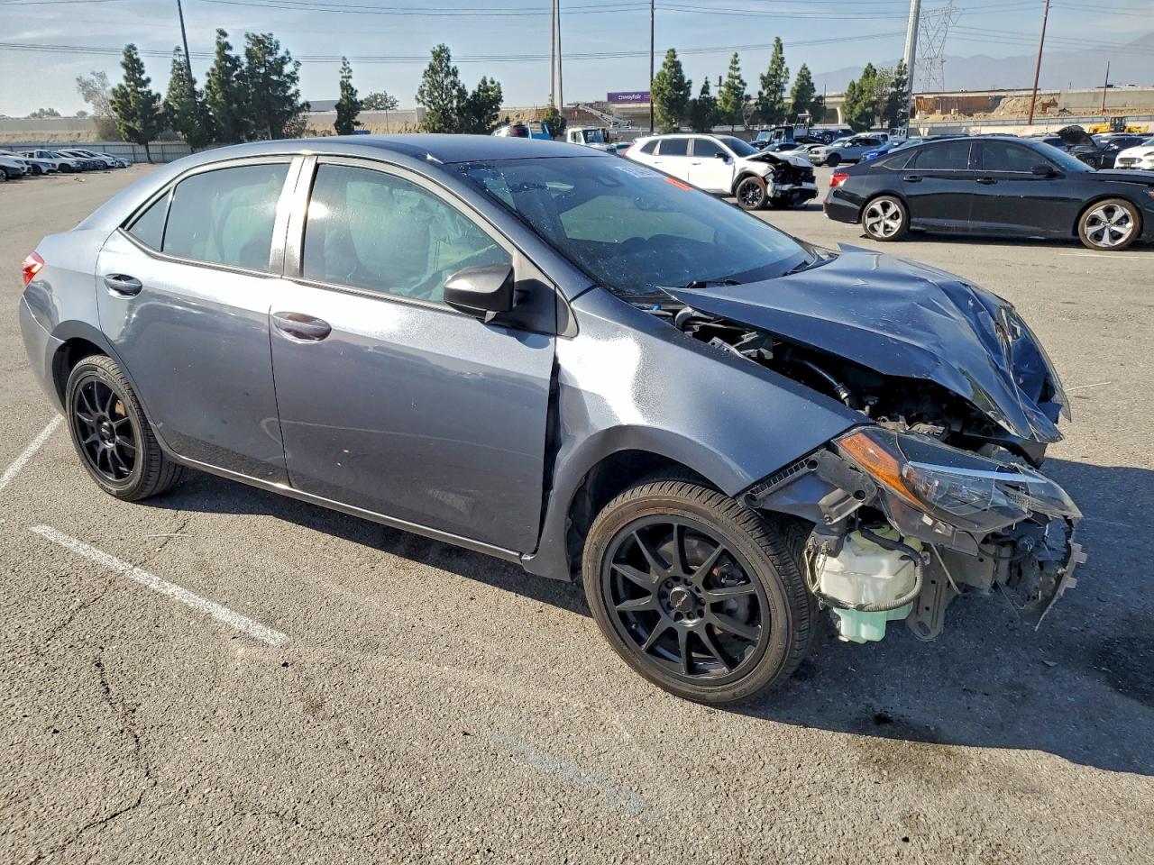 2018 TOYOTA COROLLA L photo 4
