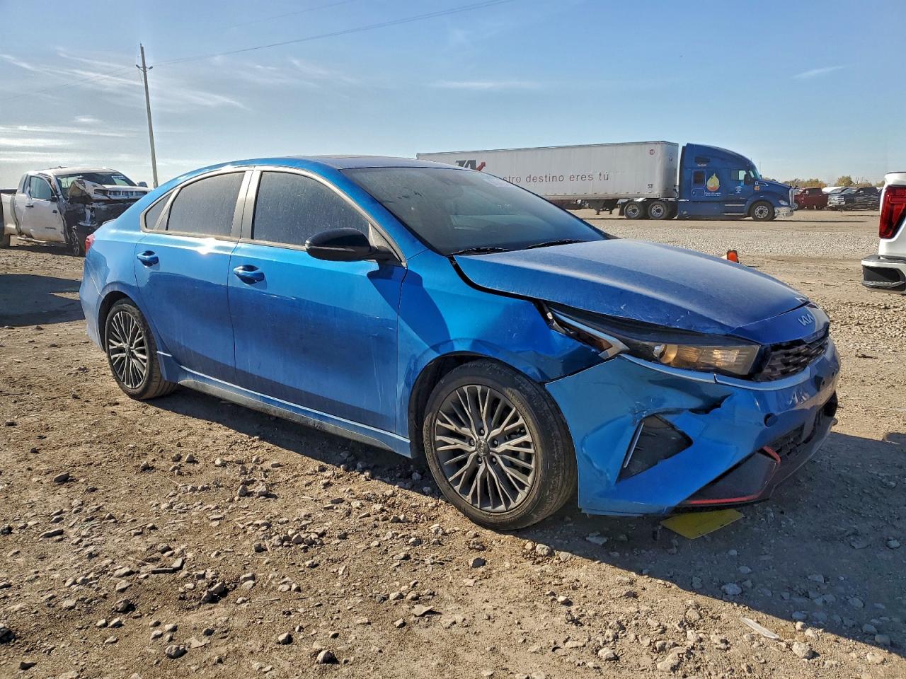 2023 KIA FORTE GT LINE photo 7
