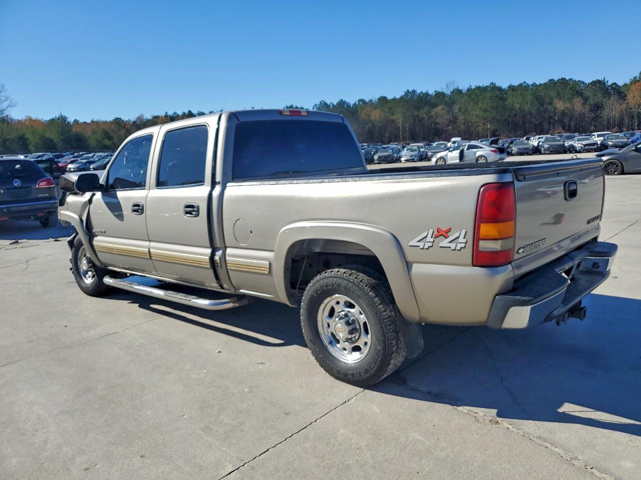 2002 CHEVROLET SILVERADO K1500 HEAVY DUTY photo 3