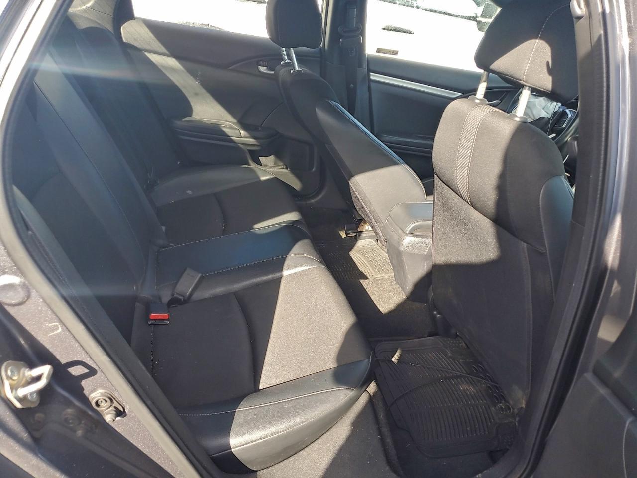 2020 HONDA CIVIC SPORT photo 21