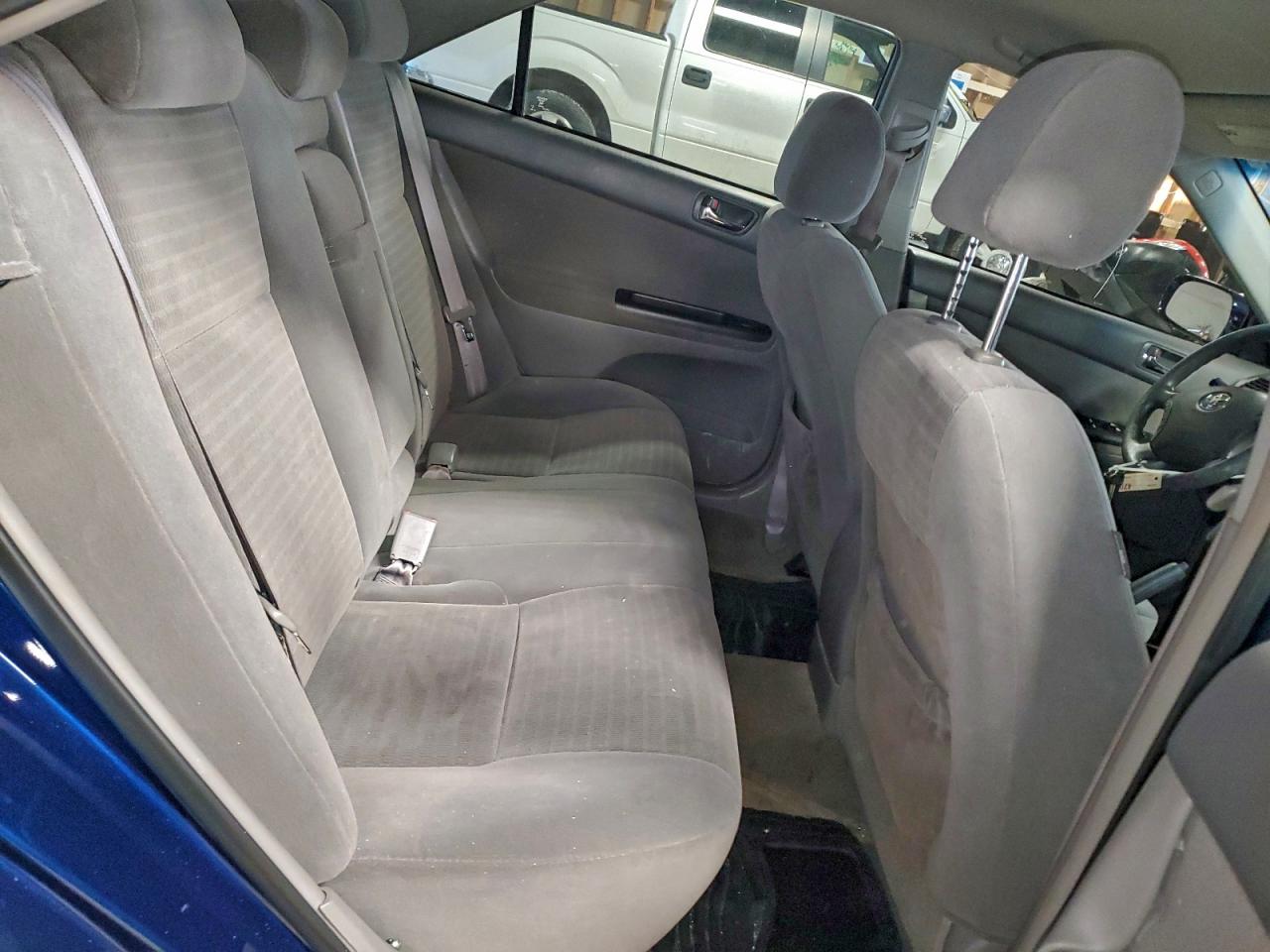 2005 TOYOTA CAMRY LE photo 10