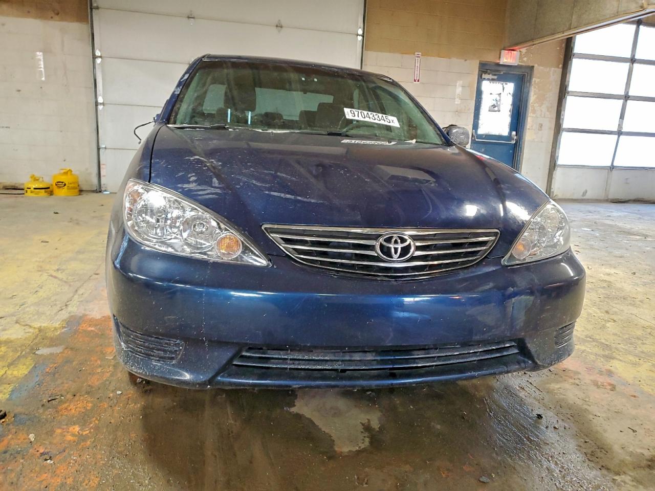 2005 TOYOTA CAMRY LE photo 5