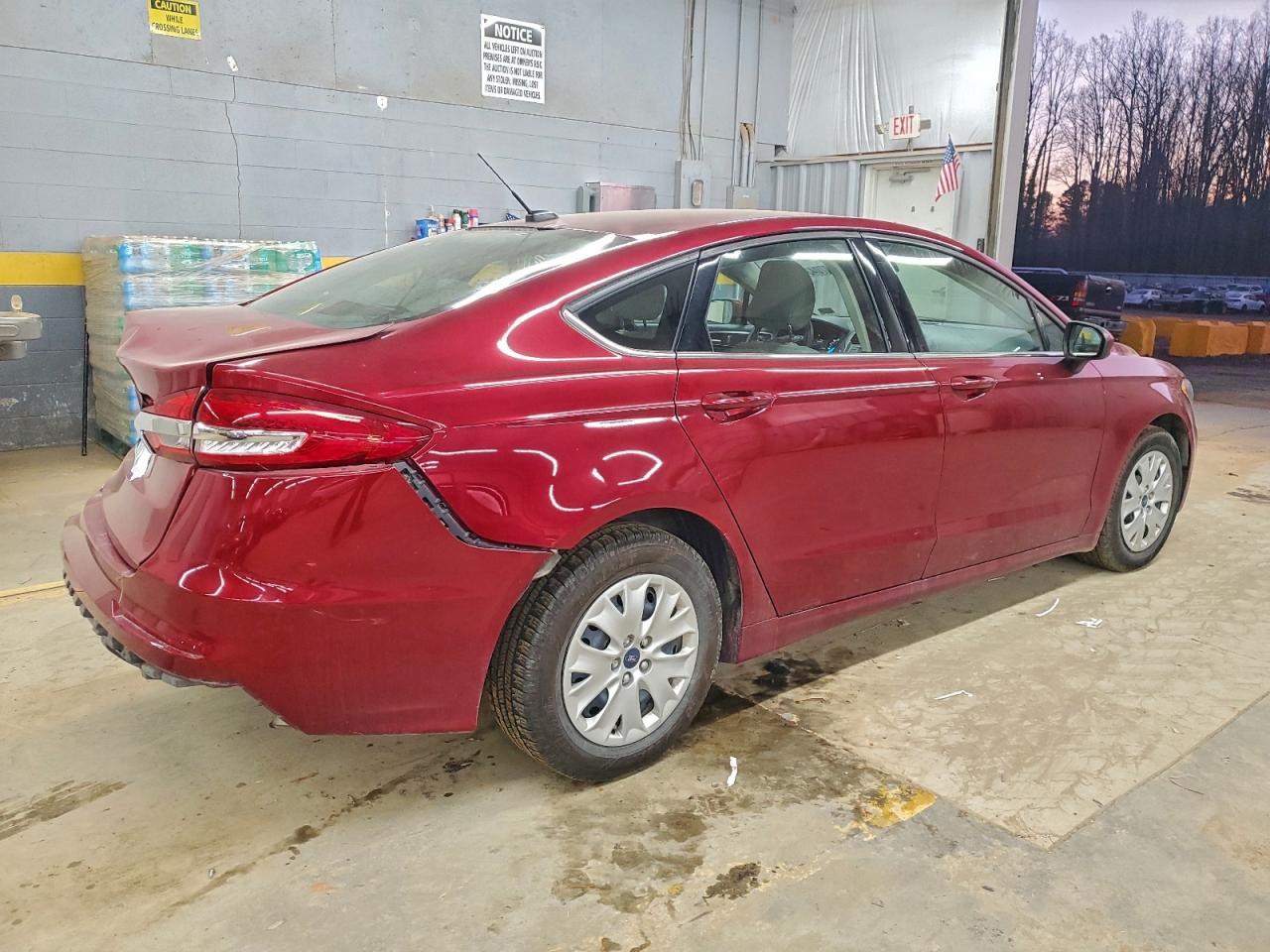 2019 FORD FUSION S photo 3