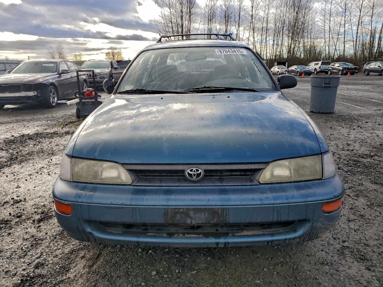 1995 TOYOTA COROLLA BASE photo 5