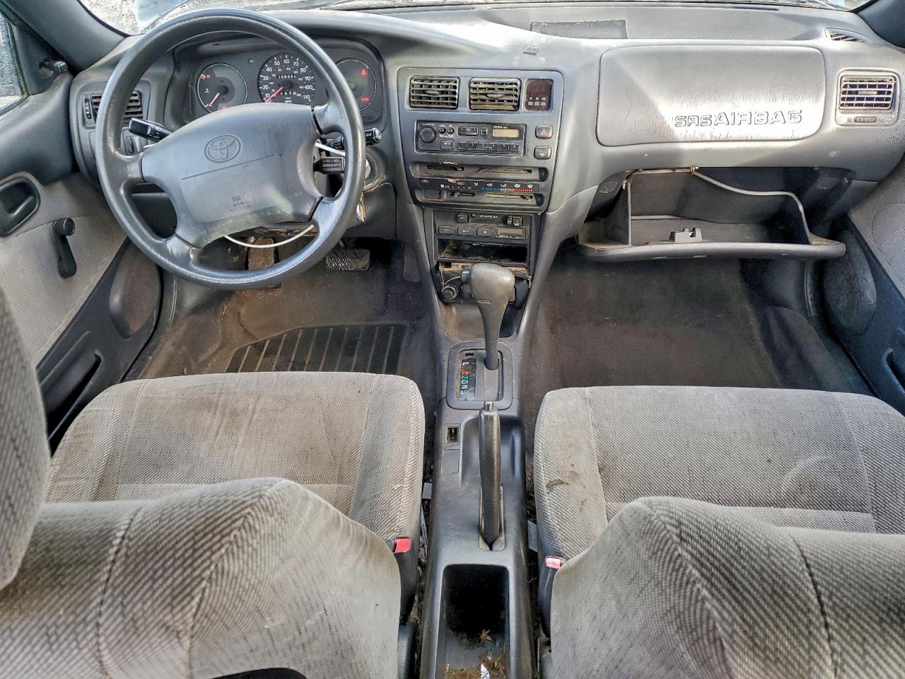 1995 TOYOTA COROLLA BASE photo 8
