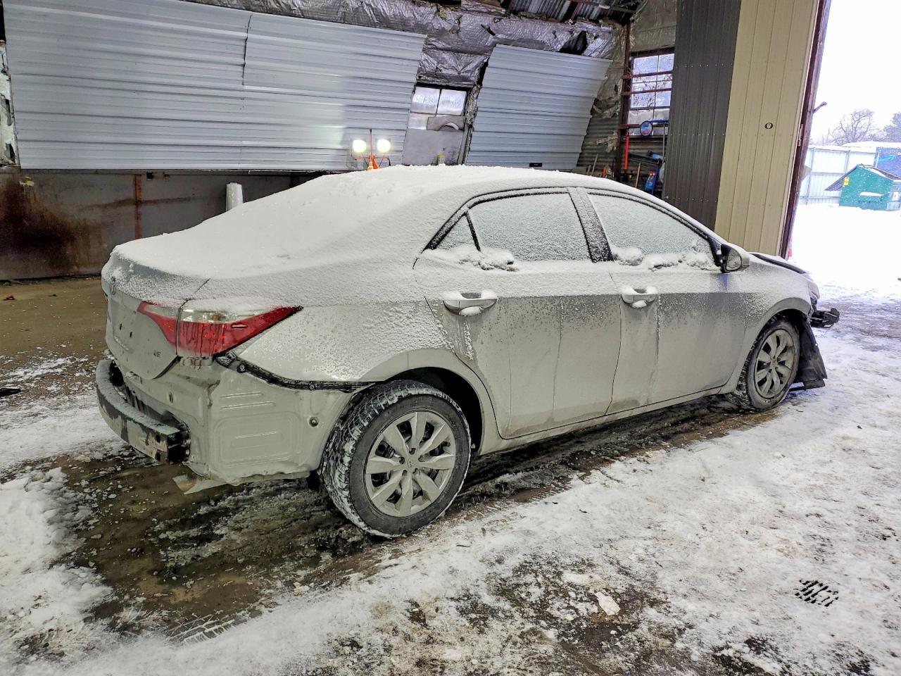 2016 TOYOTA COROLLA L photo 3