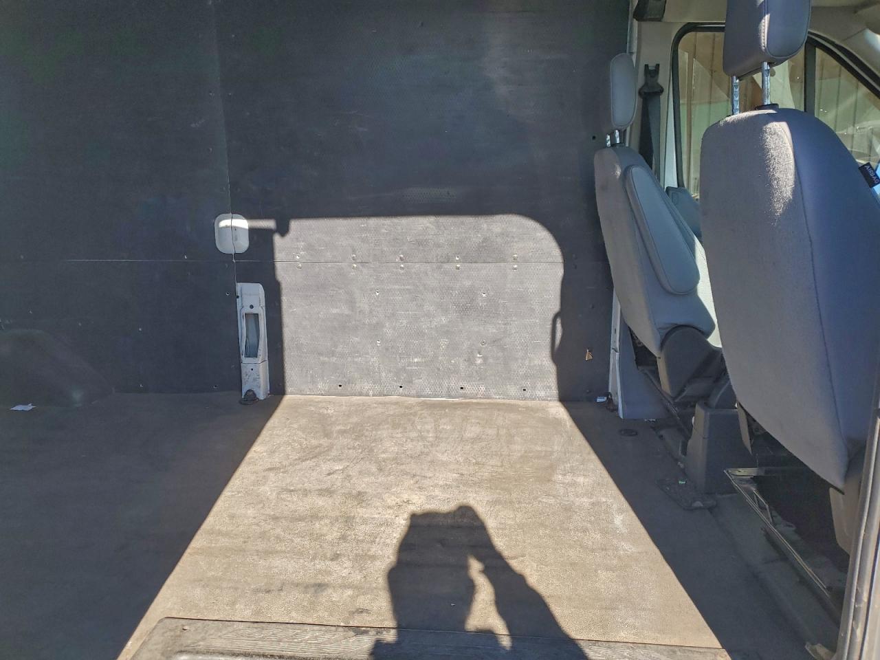 2018 FORD TRANSIT T-250 DELIVERY VAN photo 11