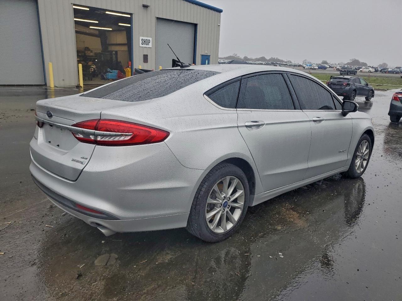 2017 FORD FUSION SE HYBRID photo 3