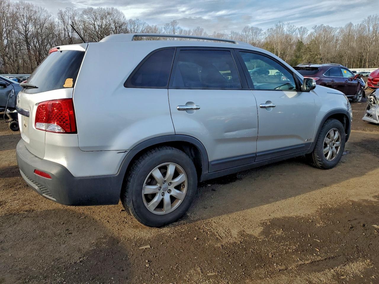 2013 KIA SORENTO LX photo 5