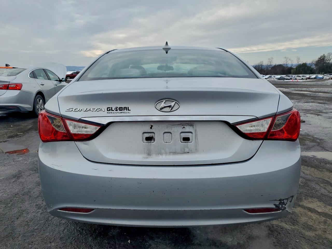 2013 HYUNDAI SONATA GLS photo 6