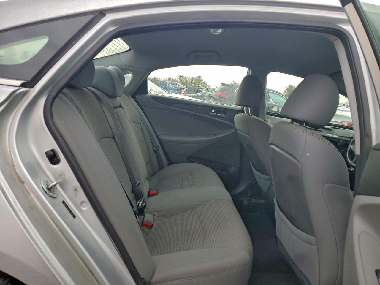 2013 HYUNDAI SONATA GLS photo 10