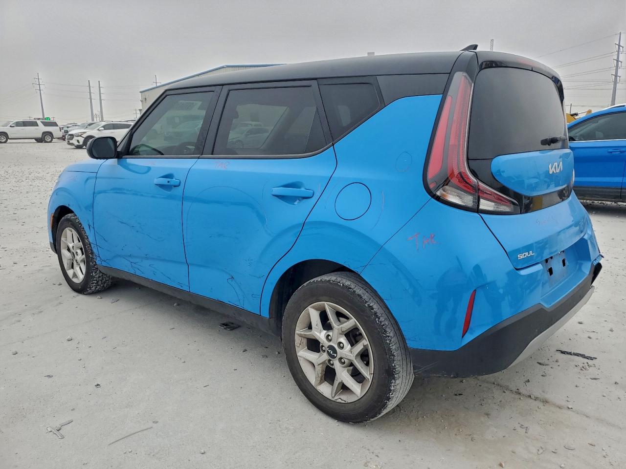 2024 KIA SOUL LX photo 3