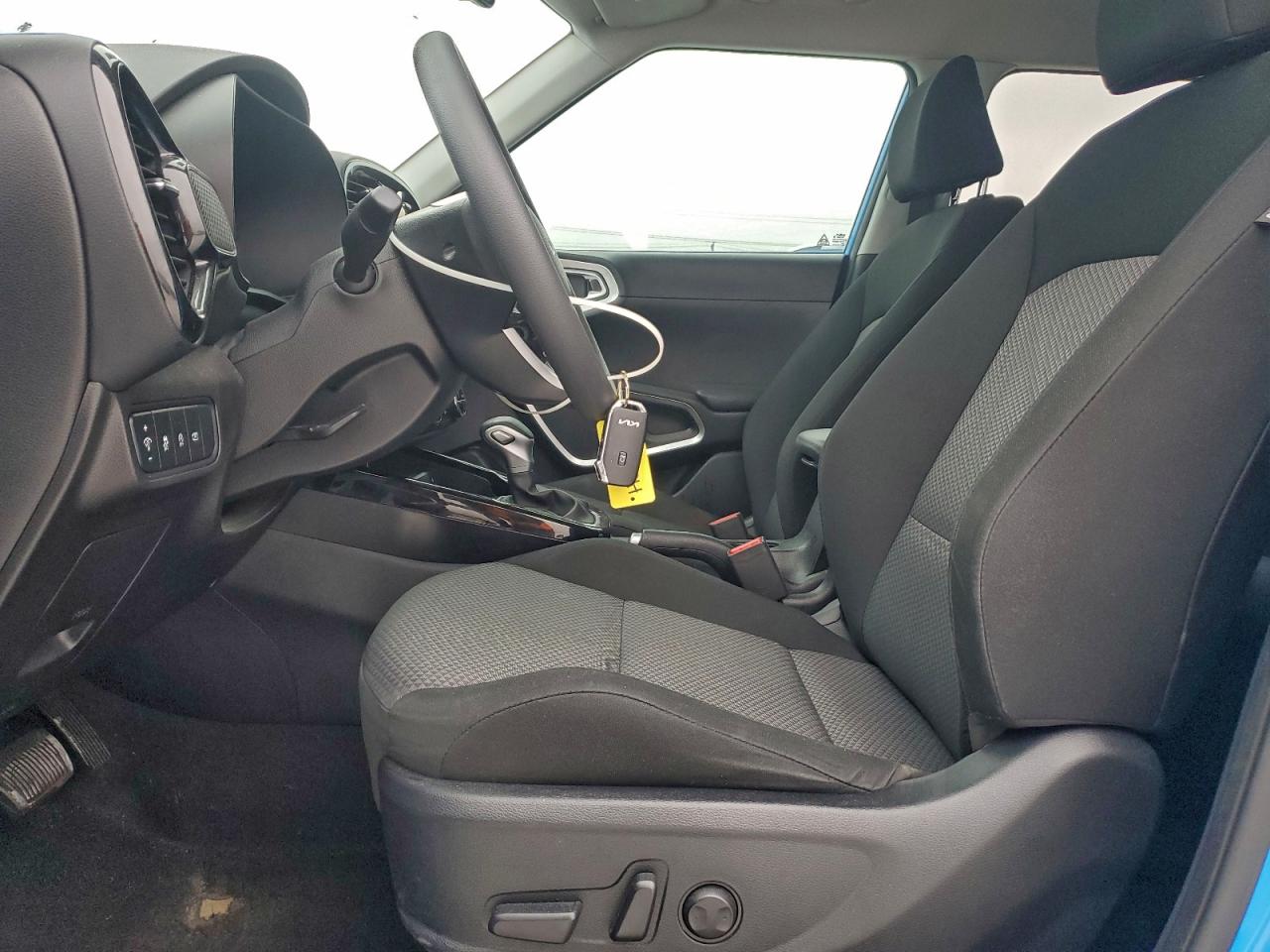 2024 KIA SOUL LX photo 13
