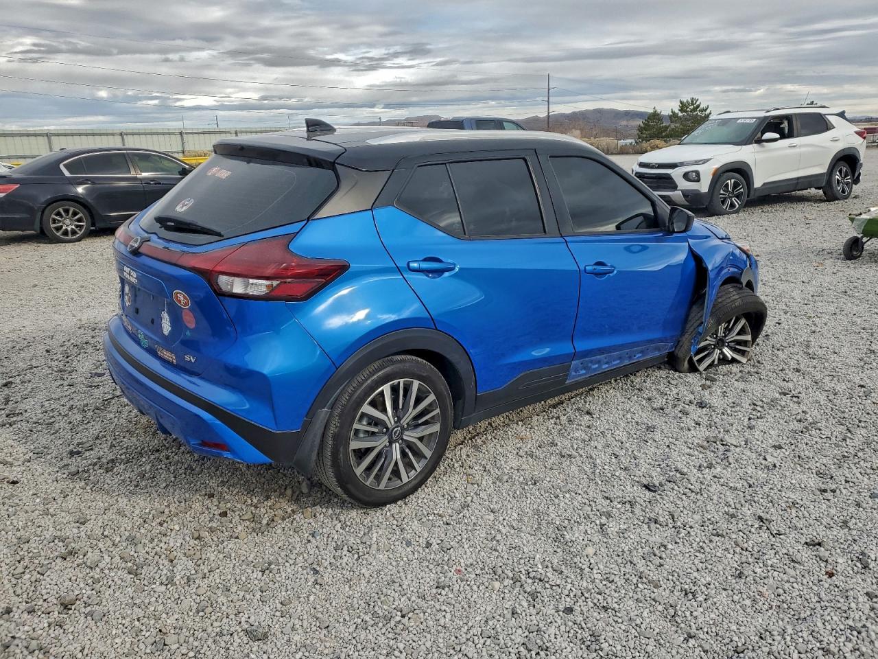 2023 NISSAN KICKS SV photo 5