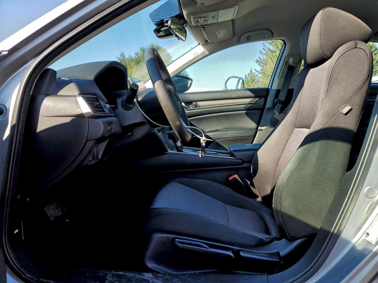 2018 HONDA ACCORD LX photo 7