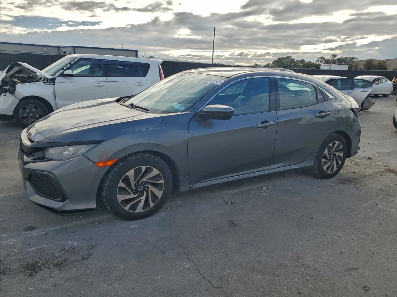 2017 HONDA CIVIC