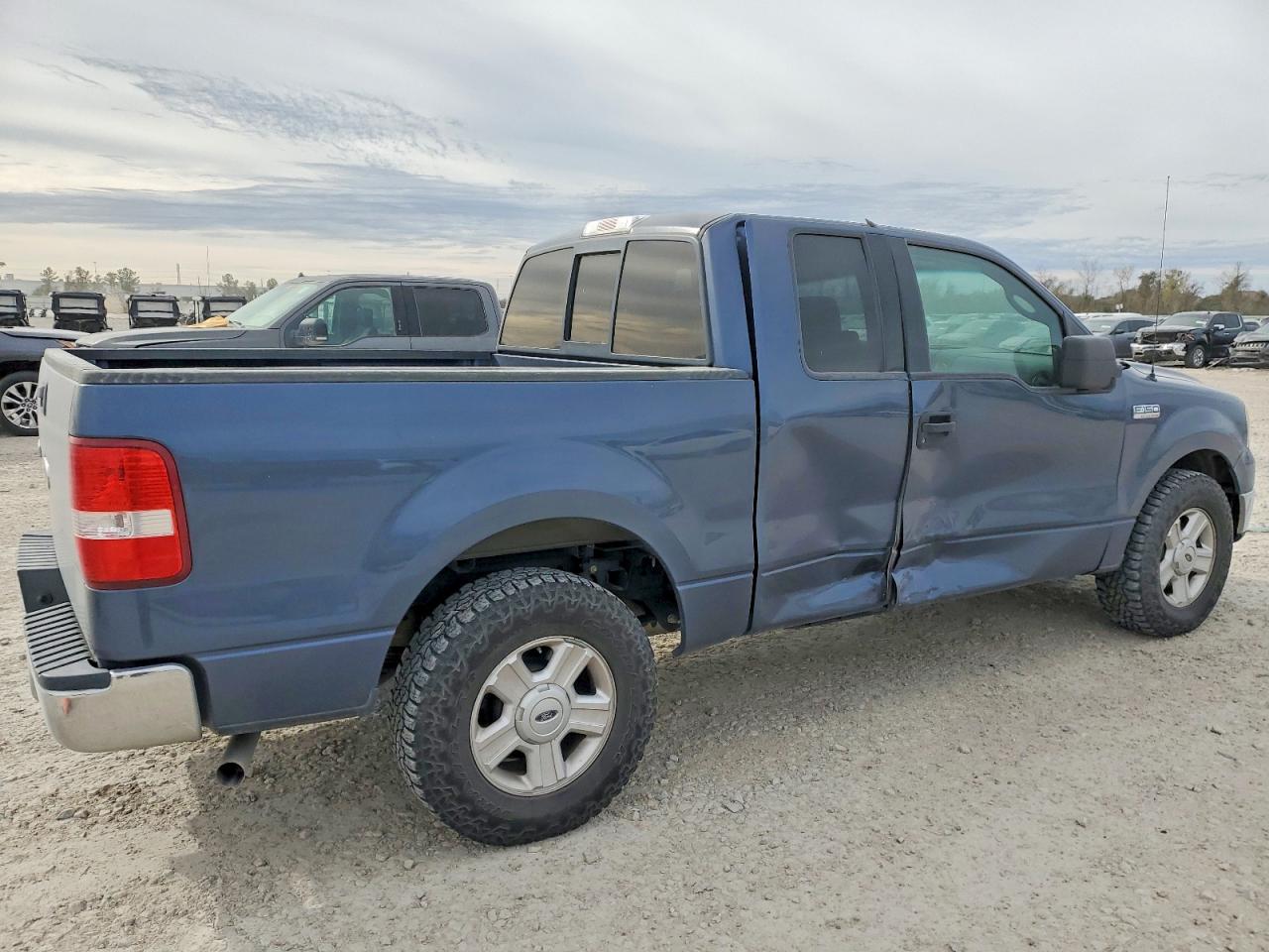 2004 FORD F150 photo 5