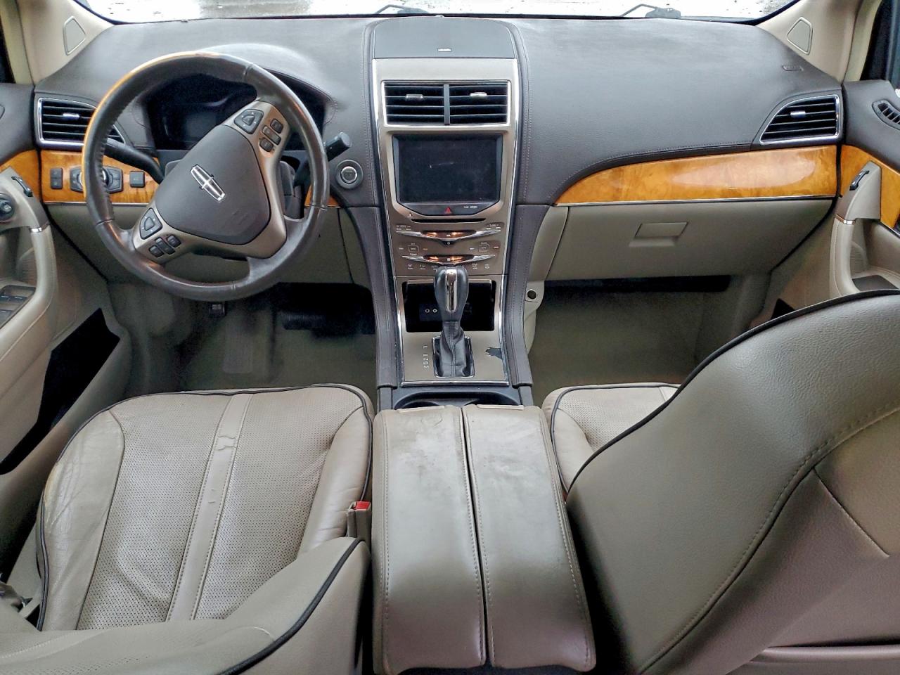 2011 LINCOLN MKX photo 8