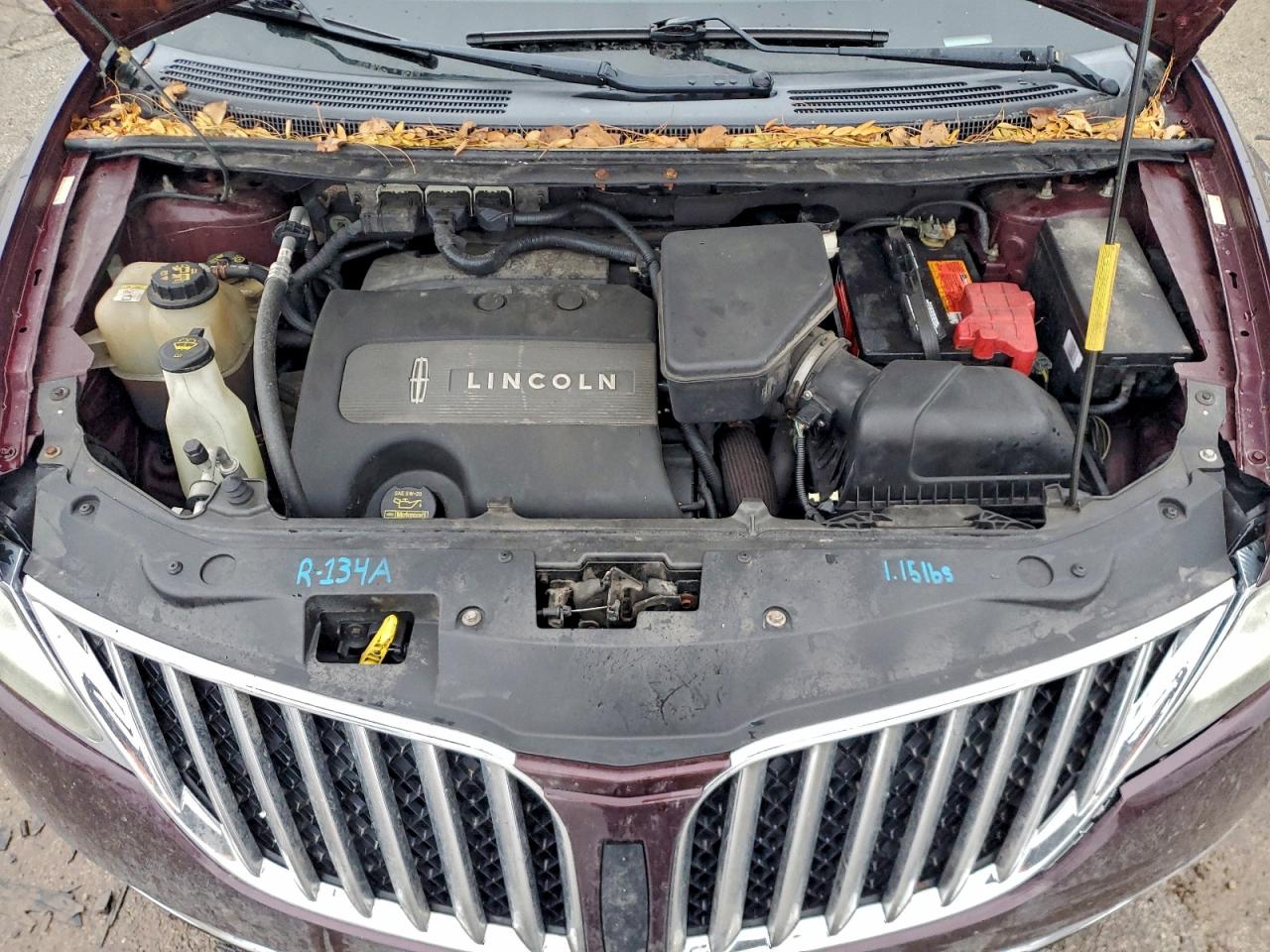 2011 LINCOLN MKX photo 12
