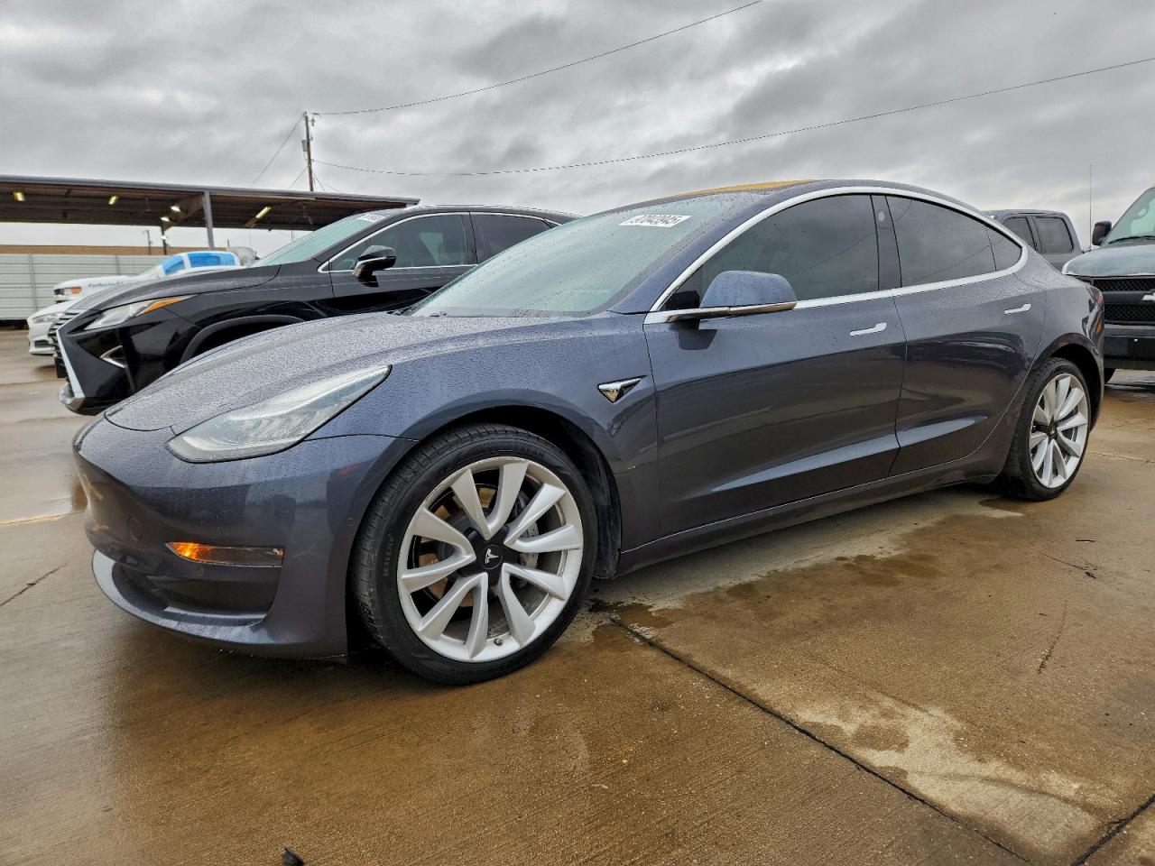 2018 TESLA MODEL 3