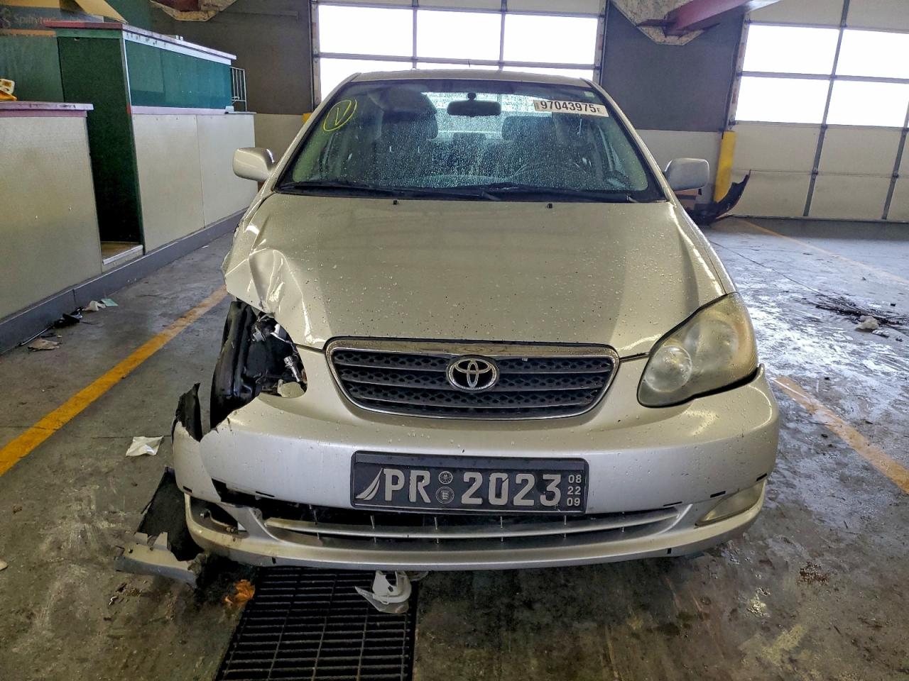 2005 TOYOTA COROLLA CE photo 9
