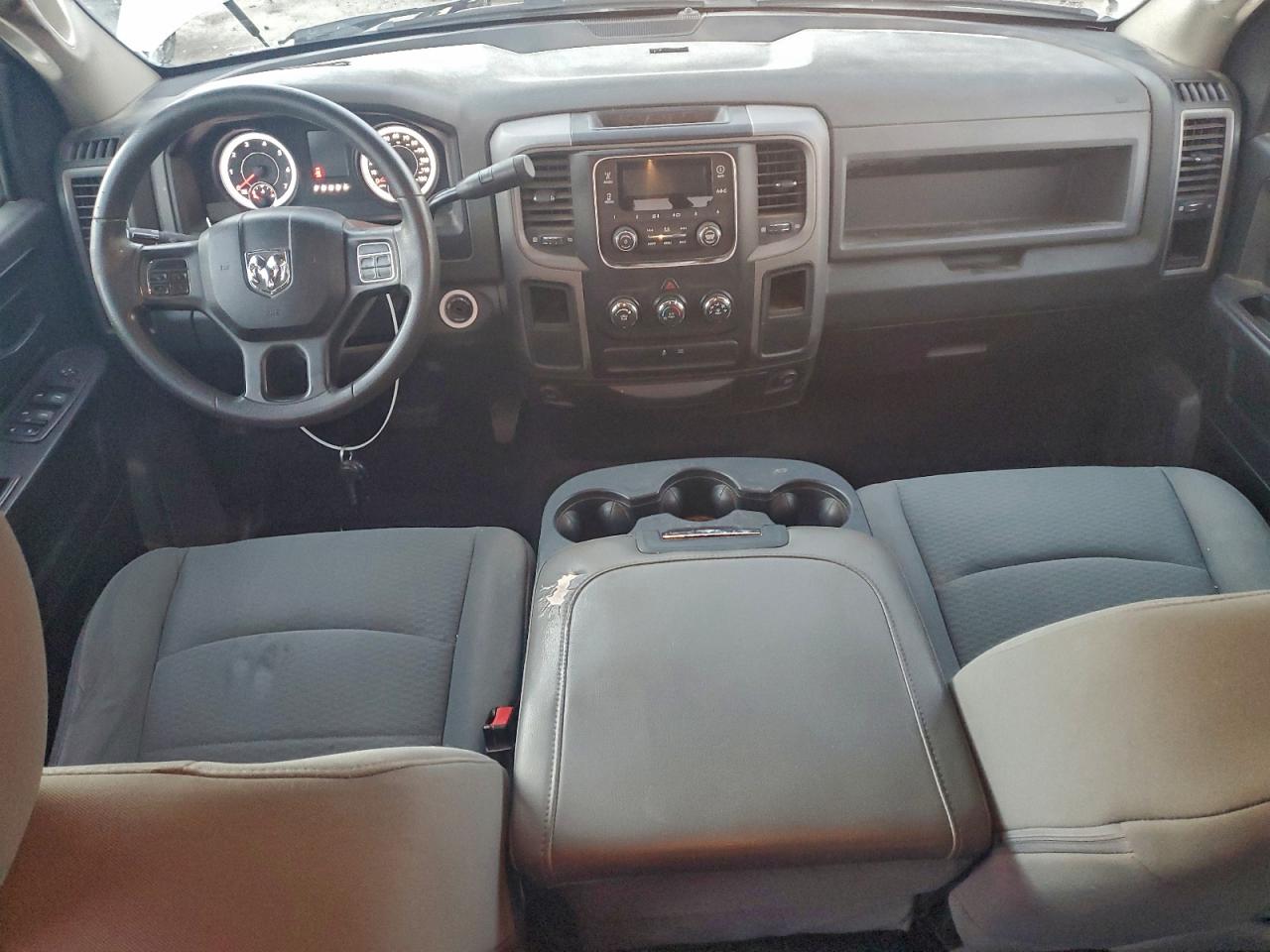 2013 RAM 1500 ST photo 8