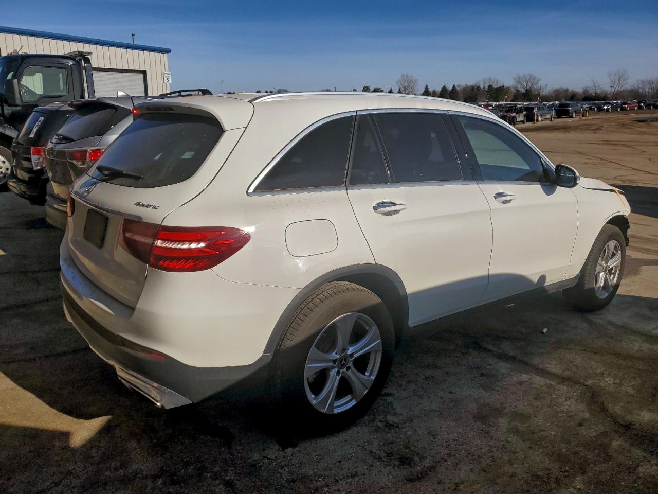 2018 MERCEDES-BENZ GLC 300 4MATIC photo 7