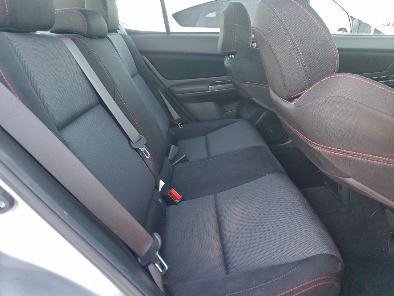 2015 SUBARU WRX photo 28