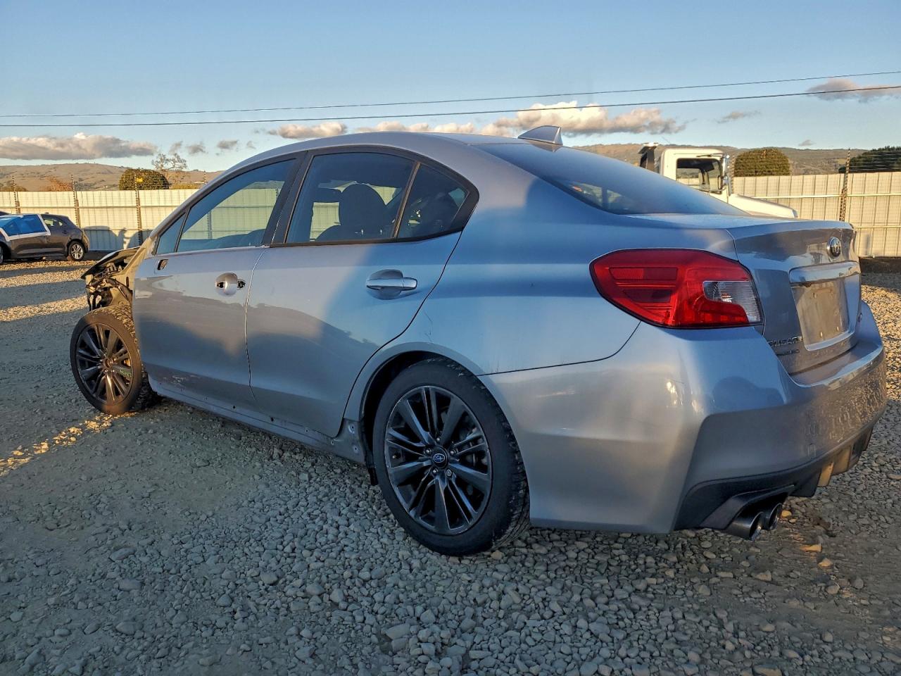 2015 SUBARU WRX photo 4