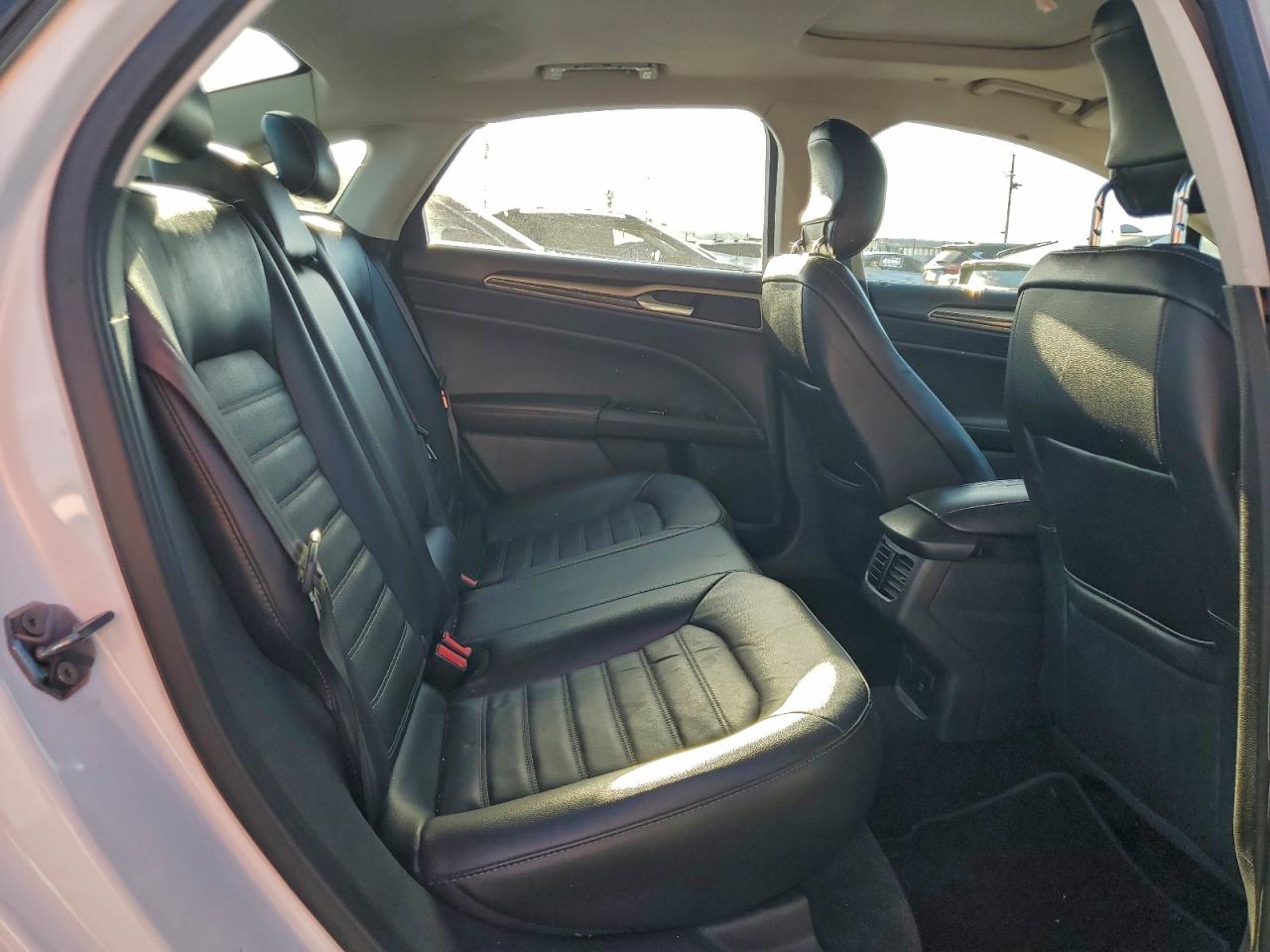 2013 FORD FUSION SE HYBRID photo 28