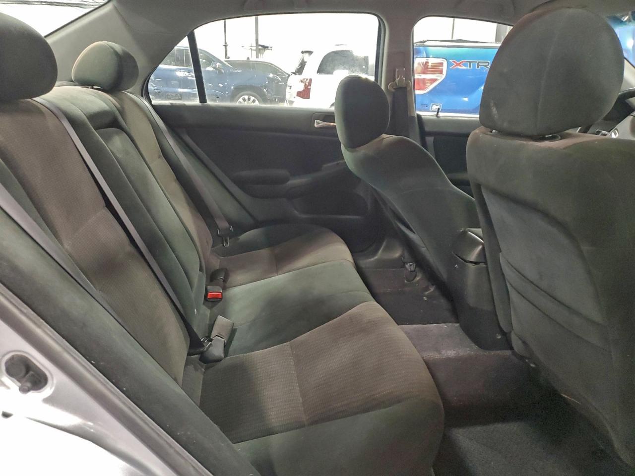 2005 HONDA ACCORD LX photo 10