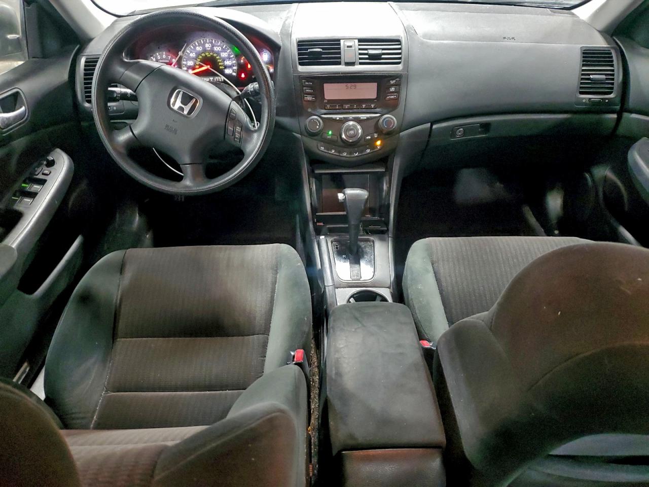 2005 HONDA ACCORD LX photo 8